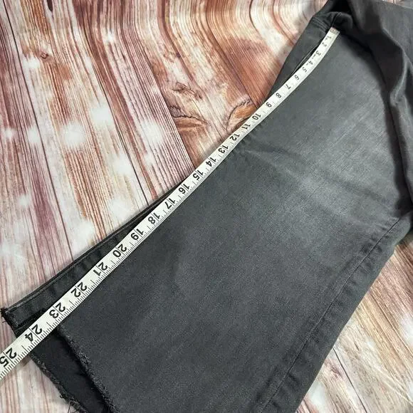 American Eagle HI RISE CROP FLARE Size 20 Short Black Jeans Denim Pants 37x23 - Picture 8 of 11